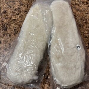 Shoe / UGG fur Insoles